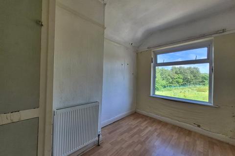 15 Chesterton Road, Oldham, OL1 4LU