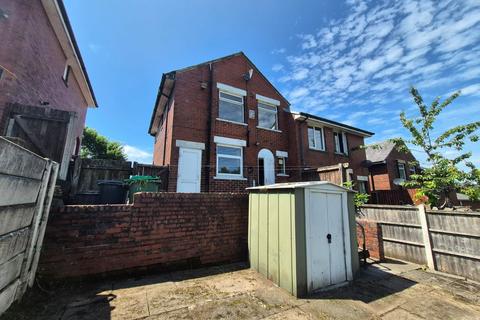 15 Chesterton Road, Oldham, OL1 4LU