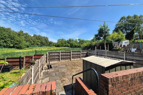 15 Chesterton Road, Oldham, OL1 4LU