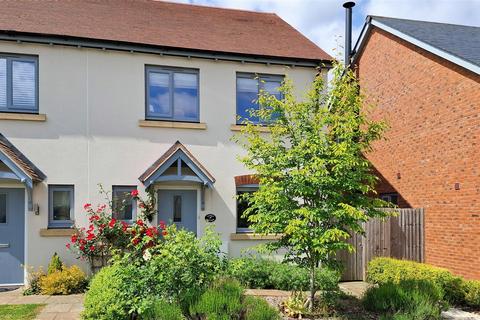 16 Garnstone Drive, Weobley, Hereford, HR4 8TH