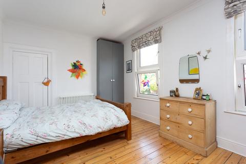 4 Cameron Grove, York, YO23 1LE