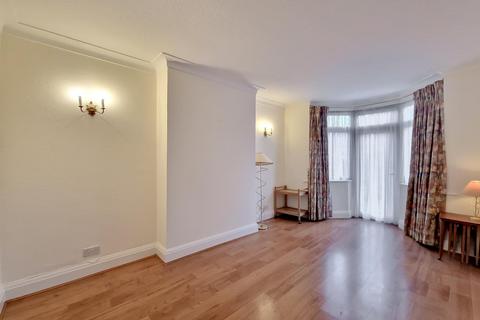 3 bedroom semi-detached house to rent, Gainsborough Gardens, NW11