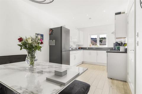 3 bedroom end of terrace house for sale, Mace Road, Mildenhall IP28