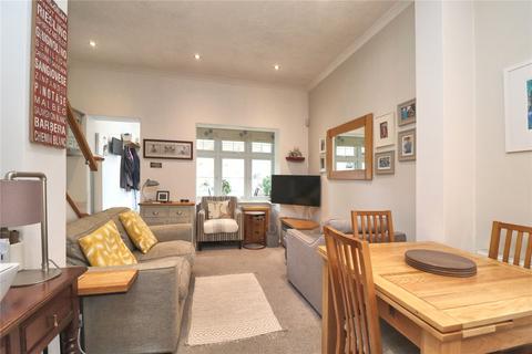 1, The Old Post House Fox Corner, Worplesdon, Guildford, GU3 3PP