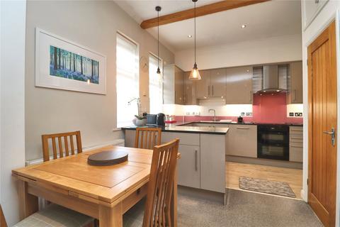 1, The Old Post House Fox Corner, Worplesdon, Guildford, GU3 3PP