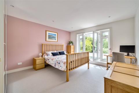 70 Manor Drive, Surbiton, KT5 8NF