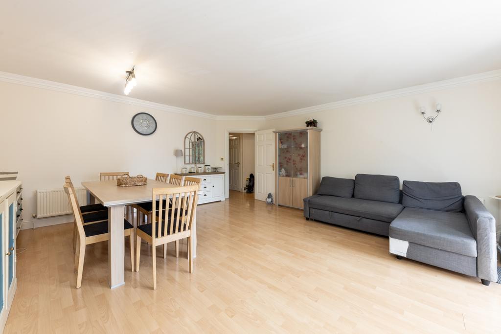 Reception Room (2)