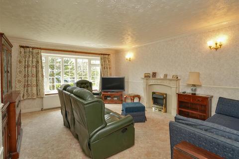 3 bedroom detached bungalow for sale, Chipstead Walk, Strensall, York