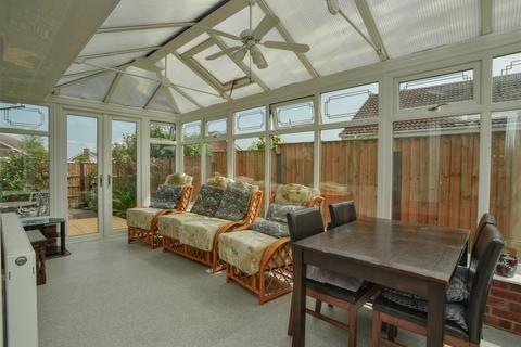 3 bedroom detached bungalow for sale, Chipstead Walk, Strensall, York
