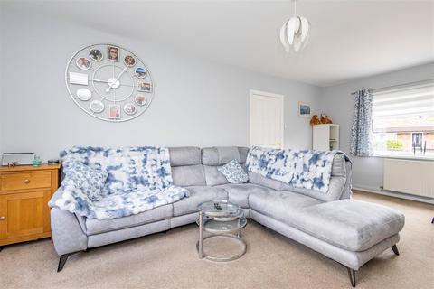 2 Balmoral Road, Walton Le Dale, Preston, PR5 4GN