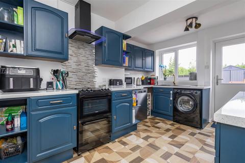 2 Balmoral Road, Walton Le Dale, Preston, PR5 4GN