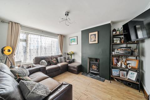 5 Frobisher Close, Ringwood, BH24 1UH