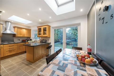4 bedroom semi-detached house for sale, Bush Grove, Stanmore
