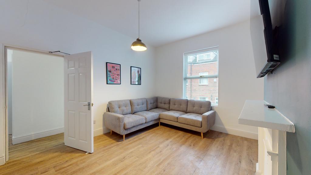 Rufford-road-l6-3be-969675