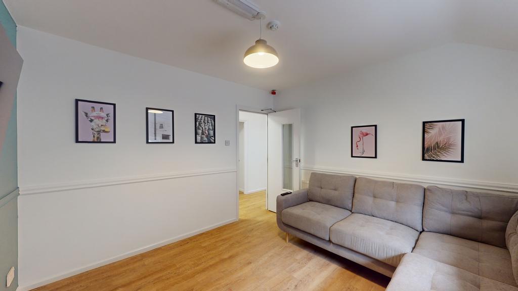 Chestnut-court-l15-8hs-969706