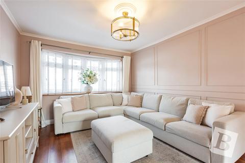 16 Spring Gardens, Hornchurch, RM12 5BQ
