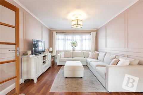 16 Spring Gardens, Hornchurch, RM12 5BQ