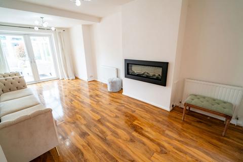4 bedroom semi-detached house for sale, Stanway Road, Solihull B90