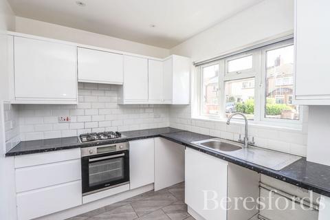 3 bedroom end of terrace house for sale, Christy Avenue, Chelmsford, CM1
