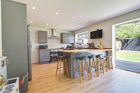 1 Mill View Road, Bexhill-on-sea, TN39 5HD
