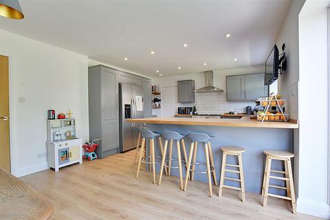 1 Mill View Road, Bexhill-on-sea, TN39 5HD