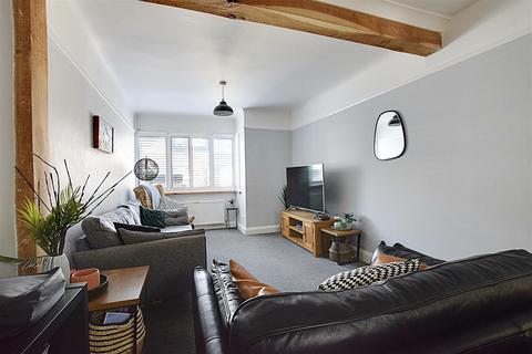 1 Mill View Road, Bexhill-on-sea, TN39 5HD