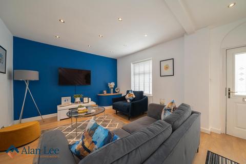 2 bedroom terraced house for sale, Bridge Street, Macclesfield, Cheshire