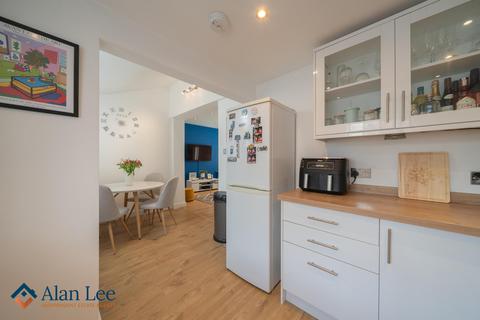2 bedroom terraced house for sale, Bridge Street, Macclesfield, Cheshire