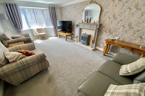 undefined, Oakfield Drive, Mirfield