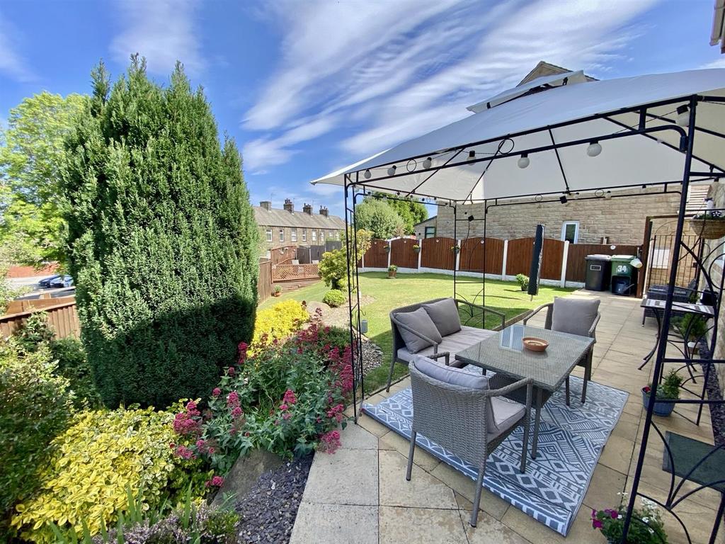 Bramleys Estate Agents - Oakfield Drive - Mirfield