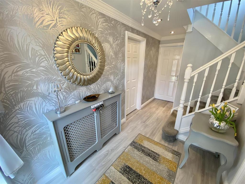 Bramleys Estate Agents - Oakfield Drive - Mirfield