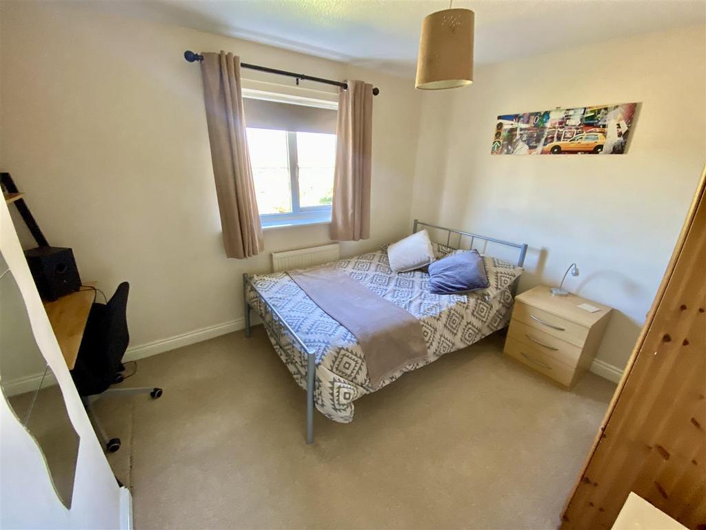 Bramleys Estate Agents - Oakfield Drive - Mirfield