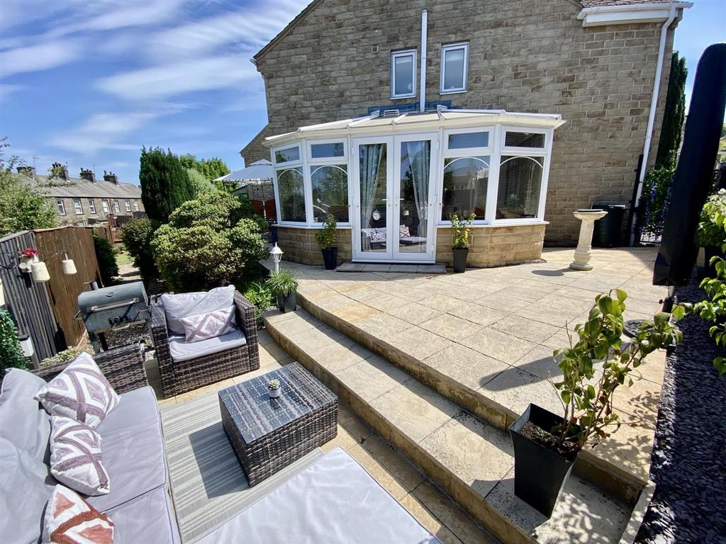 Bramleys Estate Agents - Oakfield Drive - Mirfield