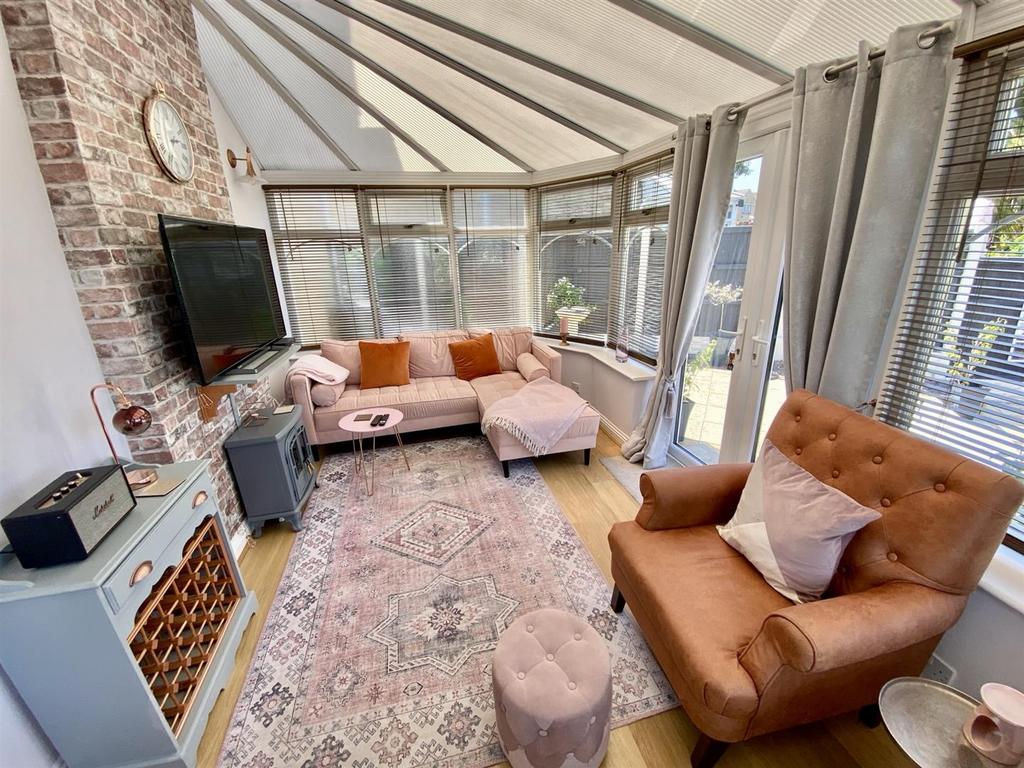 Bramleys Estate Agents - Oakfield Drive - Mirfield