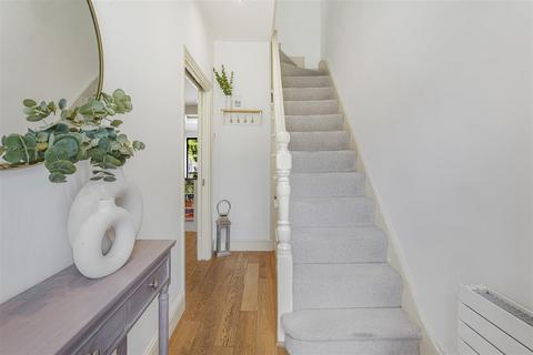 38 Carlton Park Avenue, London, SW20 8BL