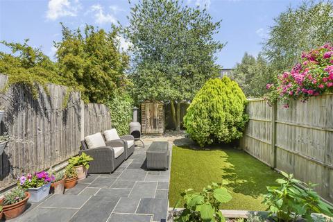 38 Carlton Park Avenue, London, SW20 8BL