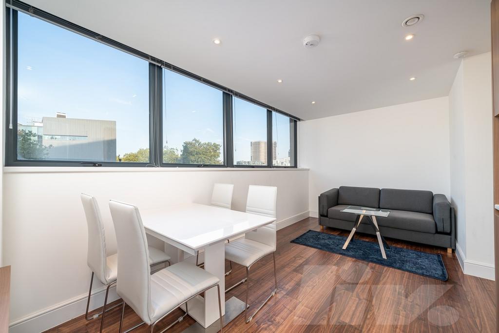 Apartment in London - View 2