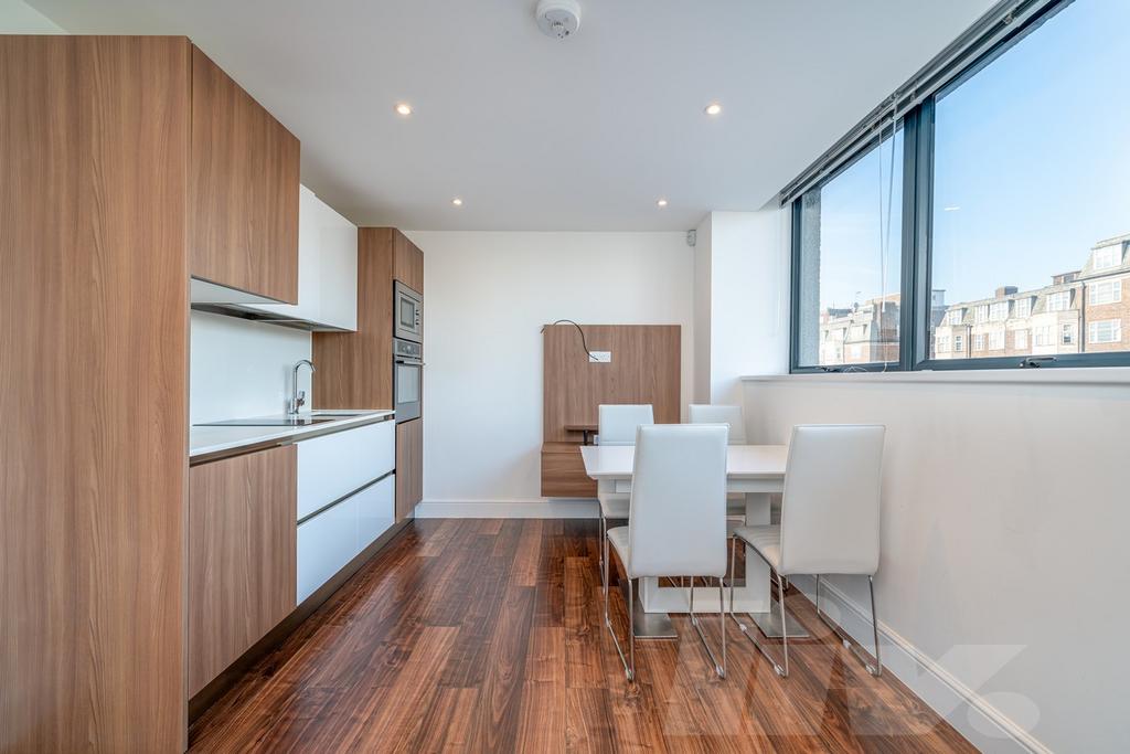 Apartment in London - View 3