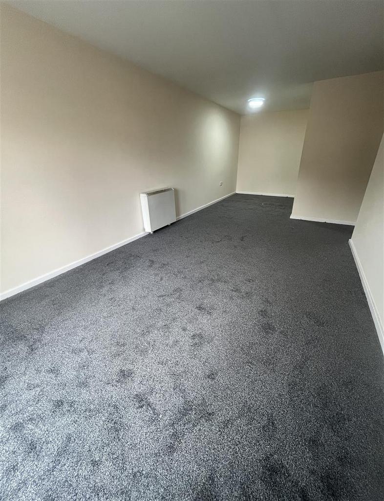 Lounge/dining area