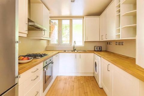 3 bedroom maisonette for sale, Sunbury Lane, London