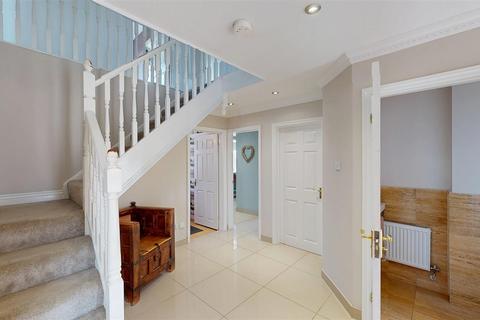 5 bedroom detached house for sale, Rossini Place, Old Farm Park, Milton Keynes