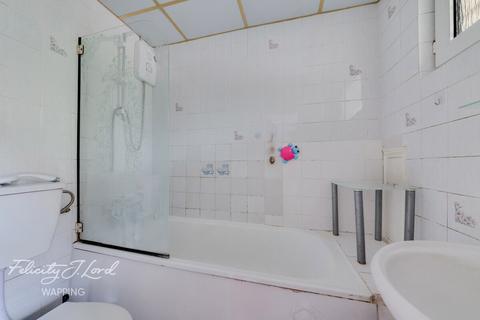 1 bedroom flat for sale, Cable Street, London