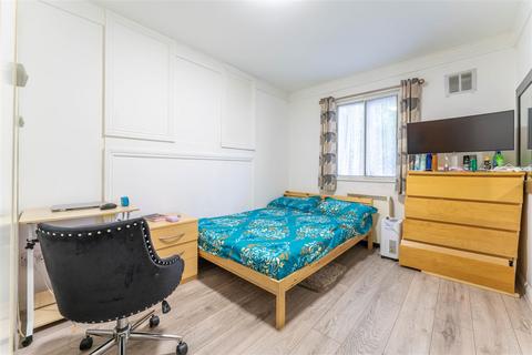 undefined, 200 Lampton Road, Hounslow TW3