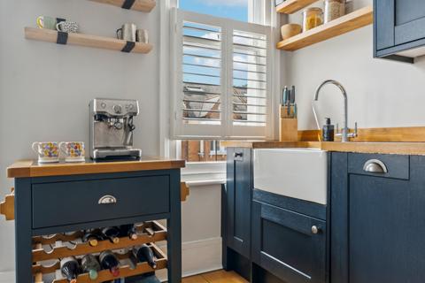 2 bedroom apartment for sale, Killyon Road, London, SW8