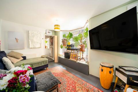 Flat 1, 183 Ancona Road, London, SE18 1AA