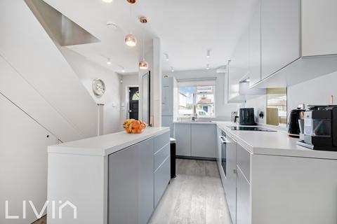 92a Meopham Road, Mitcham, CR4 1BJ