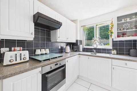 undefined, Tamarisk Close, Calne SN11