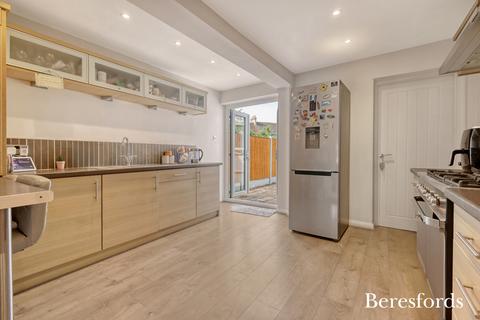 9 Willow Street, Romford, RM7 7LJ