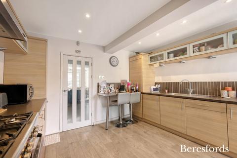 9 Willow Street, Romford, RM7 7LJ