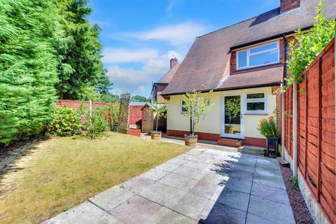 20 Abingdon Square, Nottingham, NG8 5HX